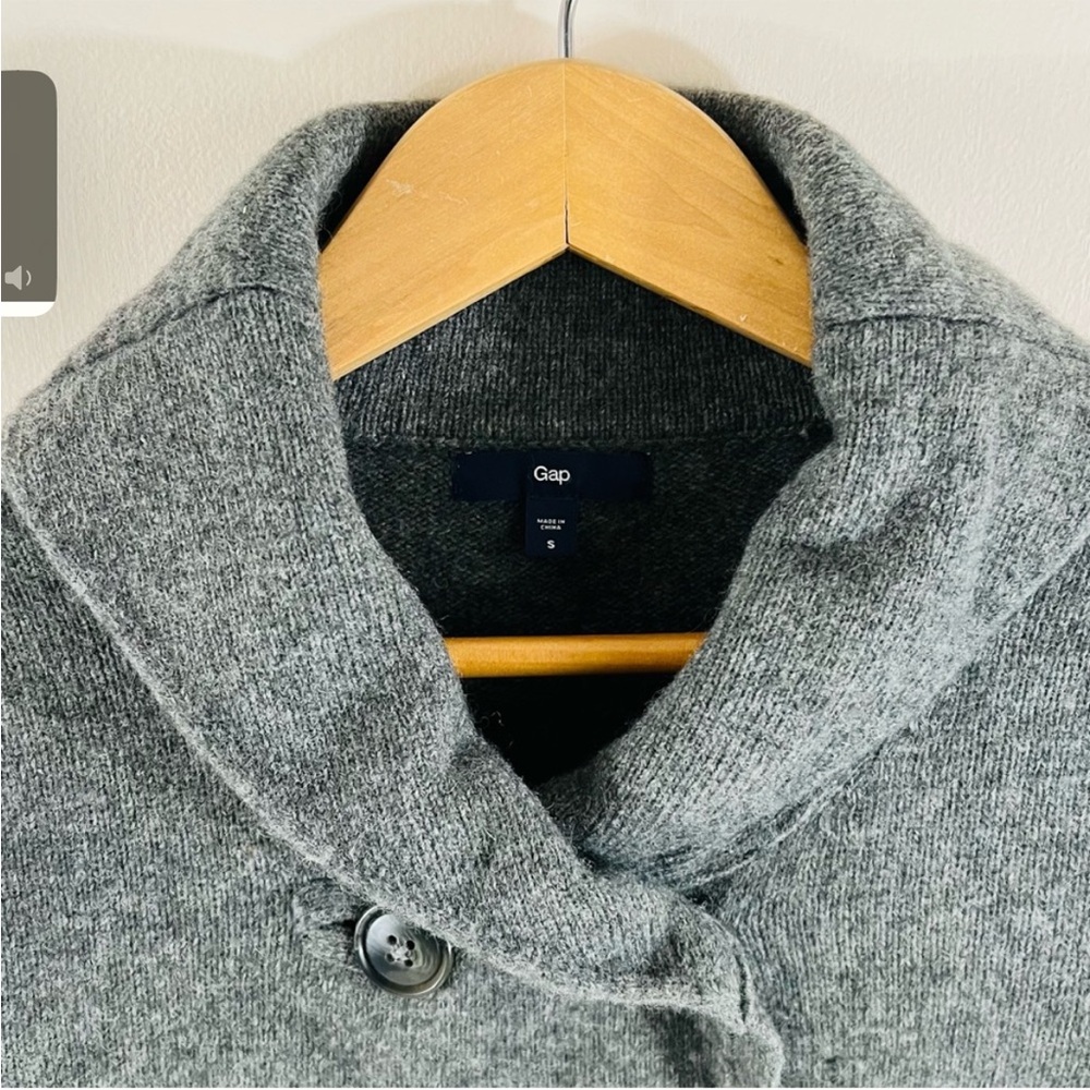 GAP Lamb Wool Women’s Sweater Jacket Small Button Down - Picture 7 of 12